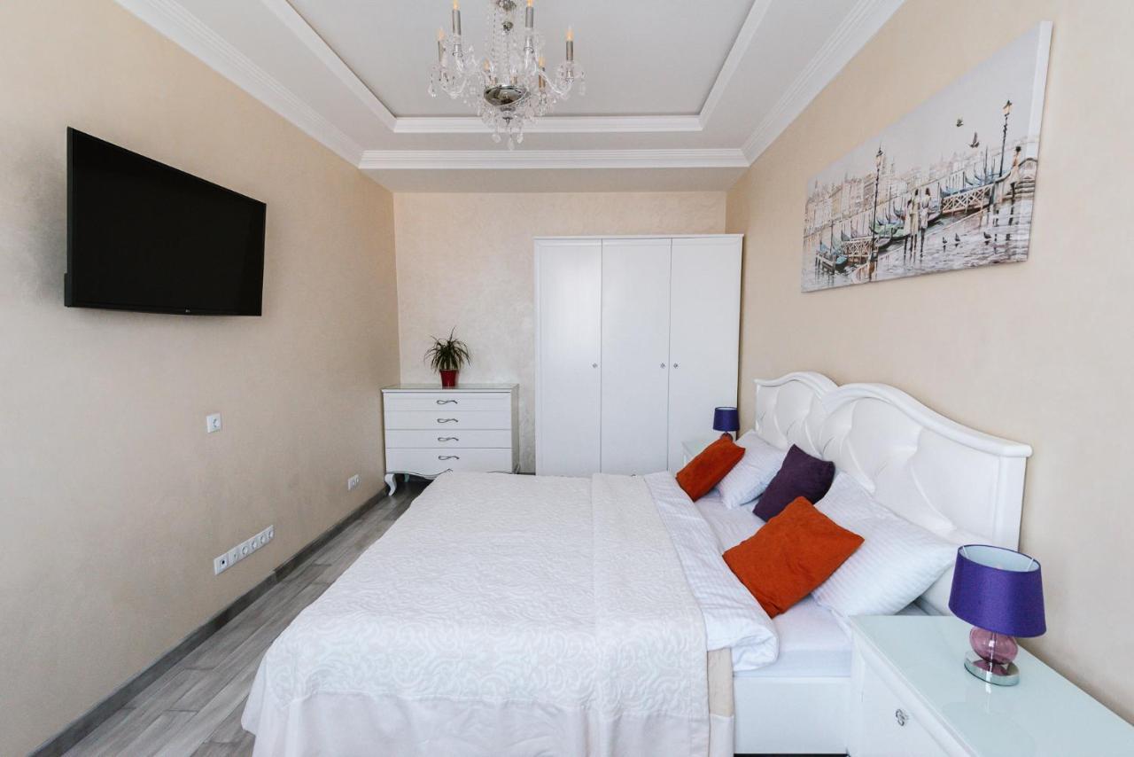 Luxury For Business & Pleasure Royal 3 Lejlighed Kiev Eksteriør billede